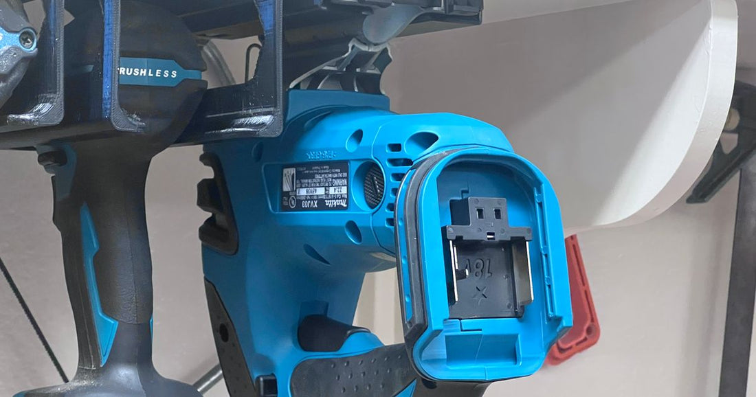 3D printed Makita jig saw holder mounted as a wall dock