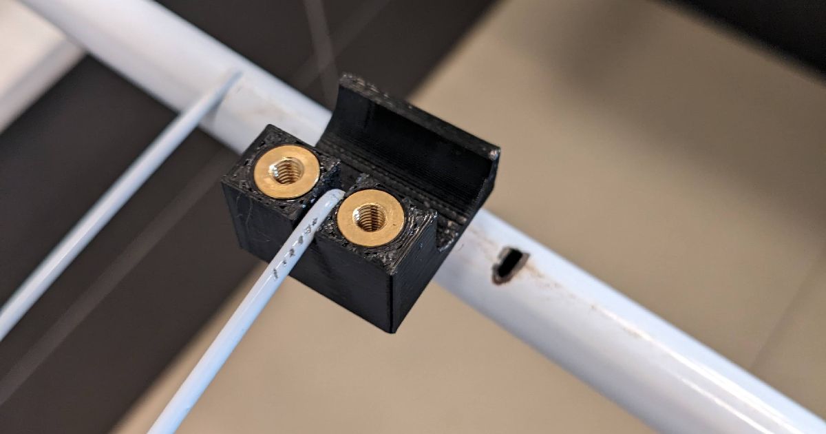 3D printed drying rack repair part for a broken folding laundry rack joint