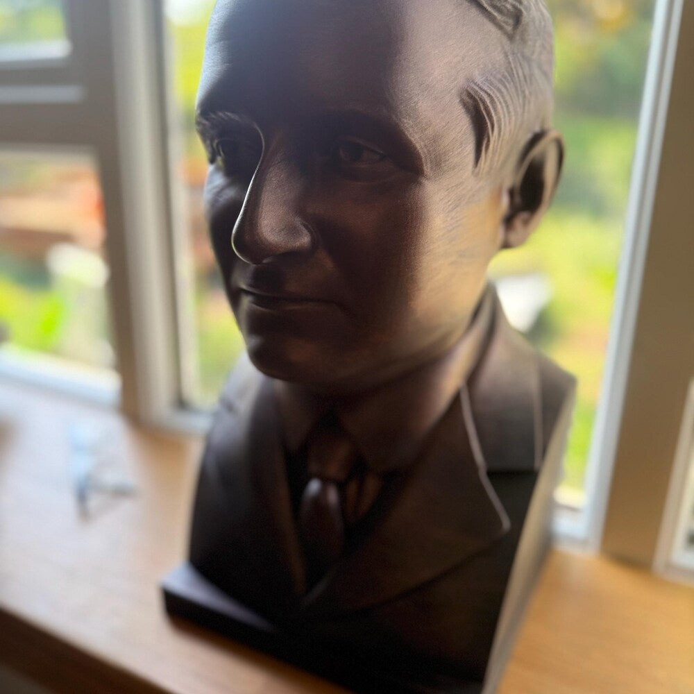 Custom Hand-Sculpted 3D Printed Photo Bust