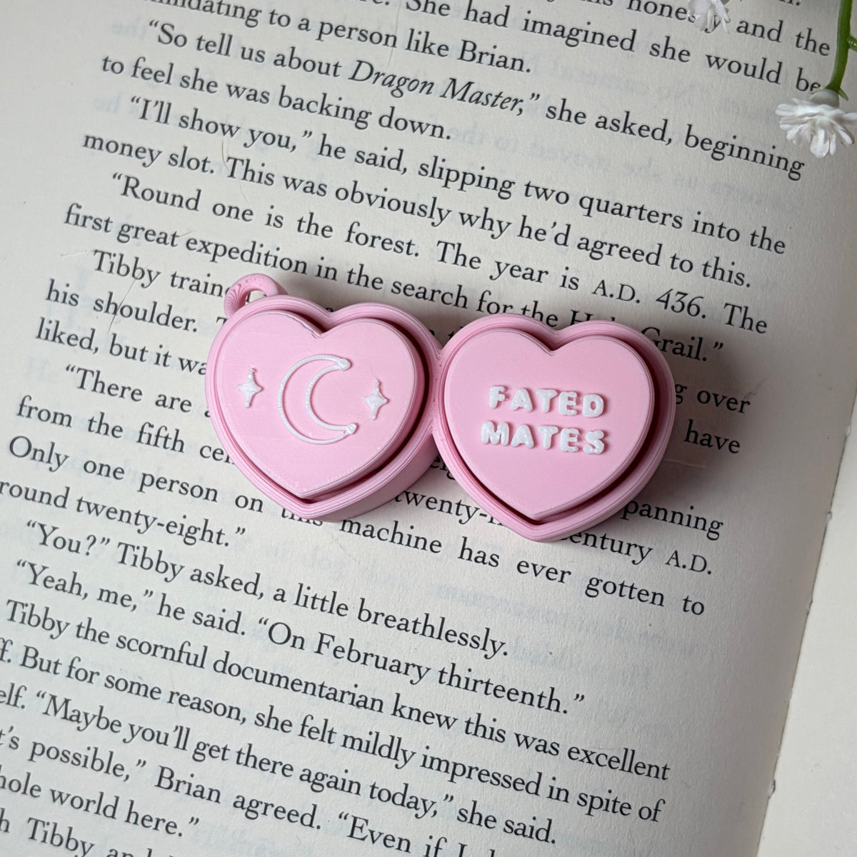 3D Printed Bookish Conversation Heart Fidget Clicker