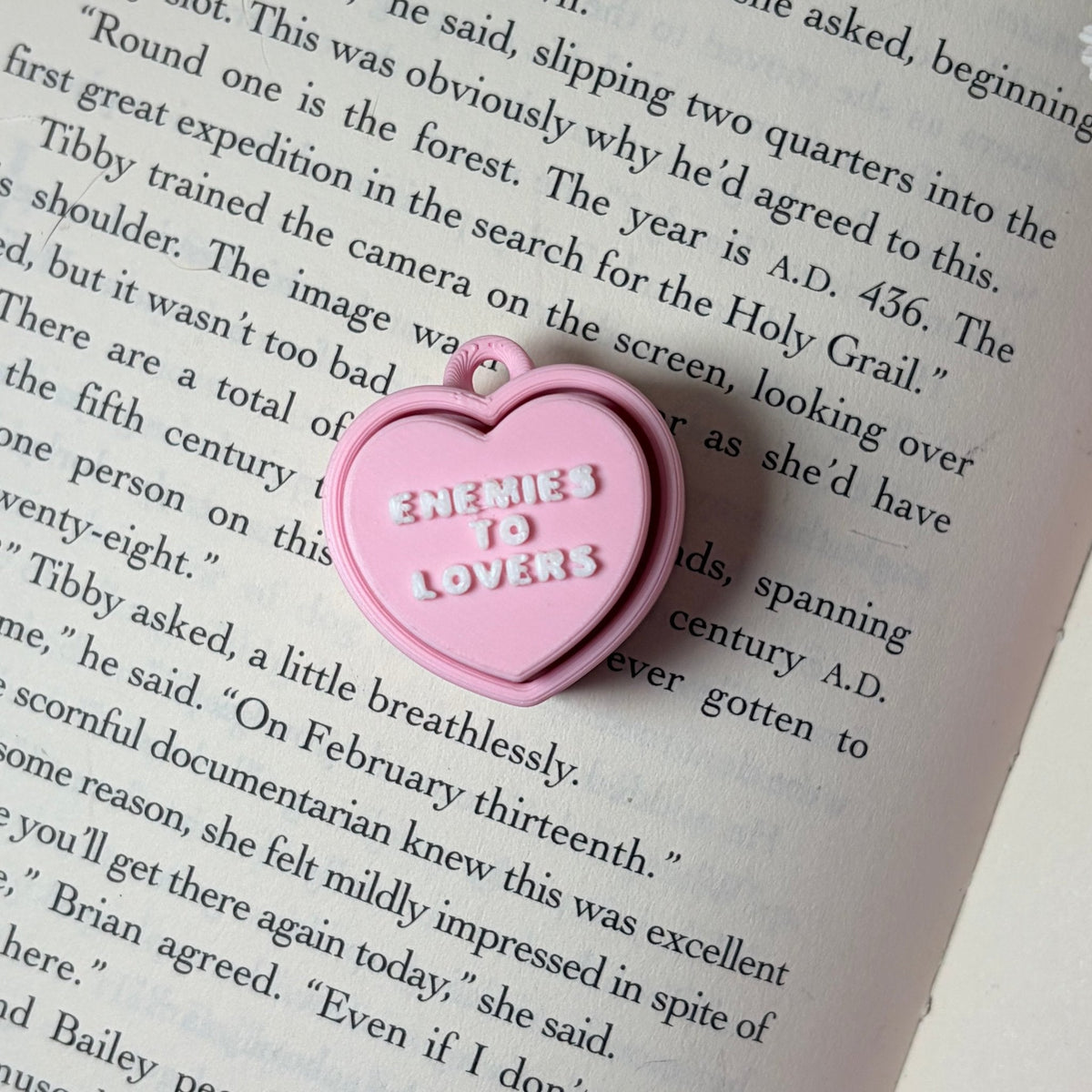 3D Printed Bookish Conversation Heart Fidget Clicker