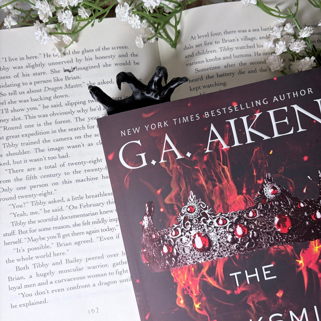 Claw Bookmark
