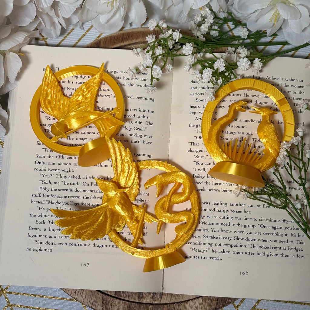 3D Printed Hunger Games-Inspired Bookshelf Decor