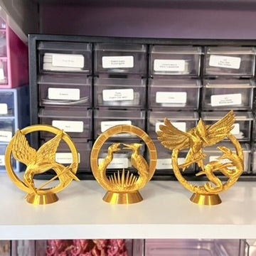 3D Printed Hunger Games-Inspired Bookshelf Decor