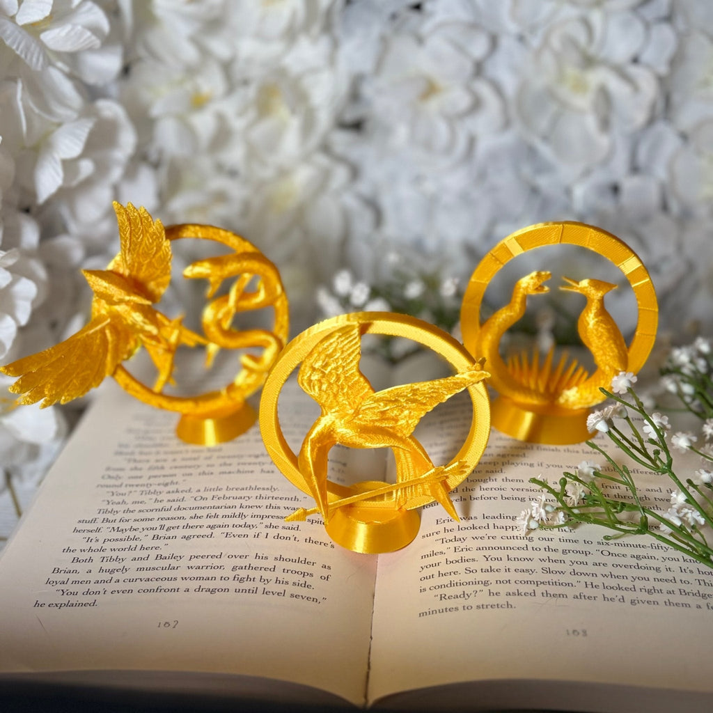 3D Printed Hunger Games-Inspired Bookshelf Decor