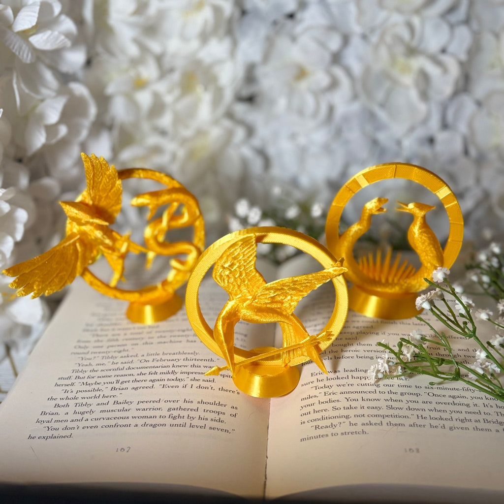 3D Printed Hunger Games-Inspired Bookshelf Decor