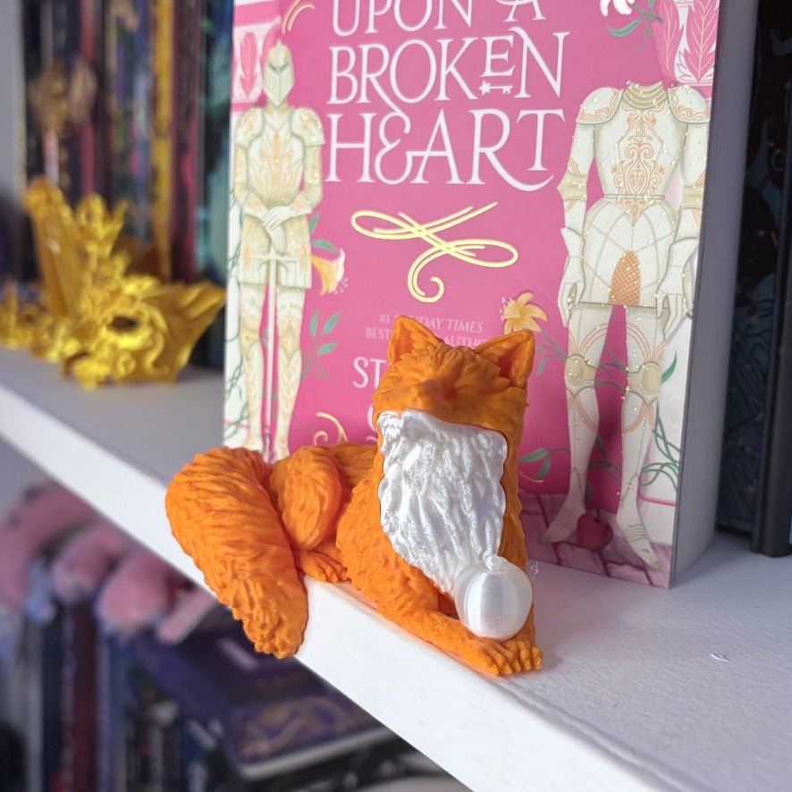 Apple Perchling Fox Bookshelf Decor