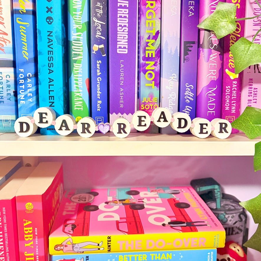 3D Printed Dear Reader Friendship Bracelet Shelf Sign