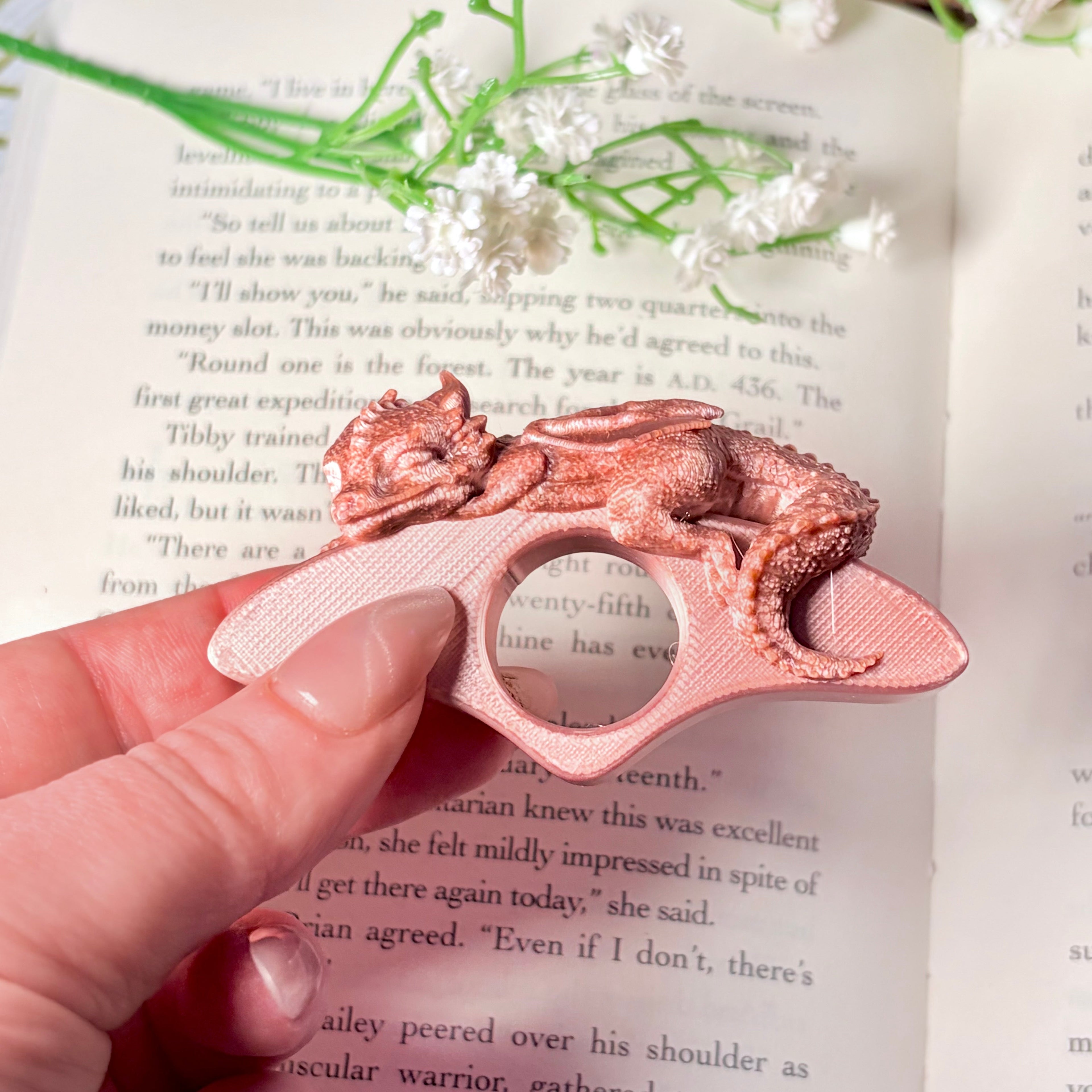 Dragon Thumb Book Holder