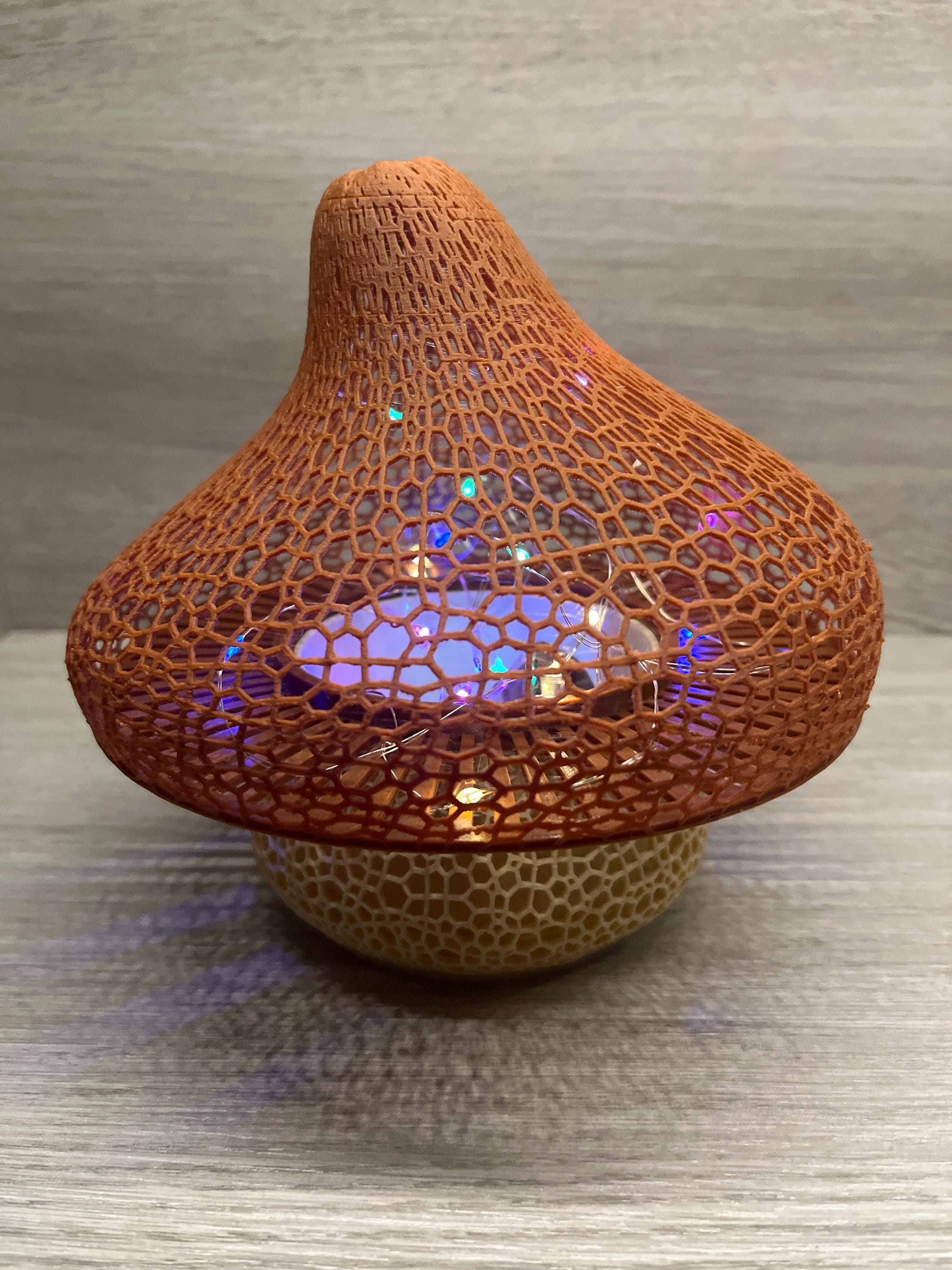 Large 8 inch Mushroom Lattice Solar Light