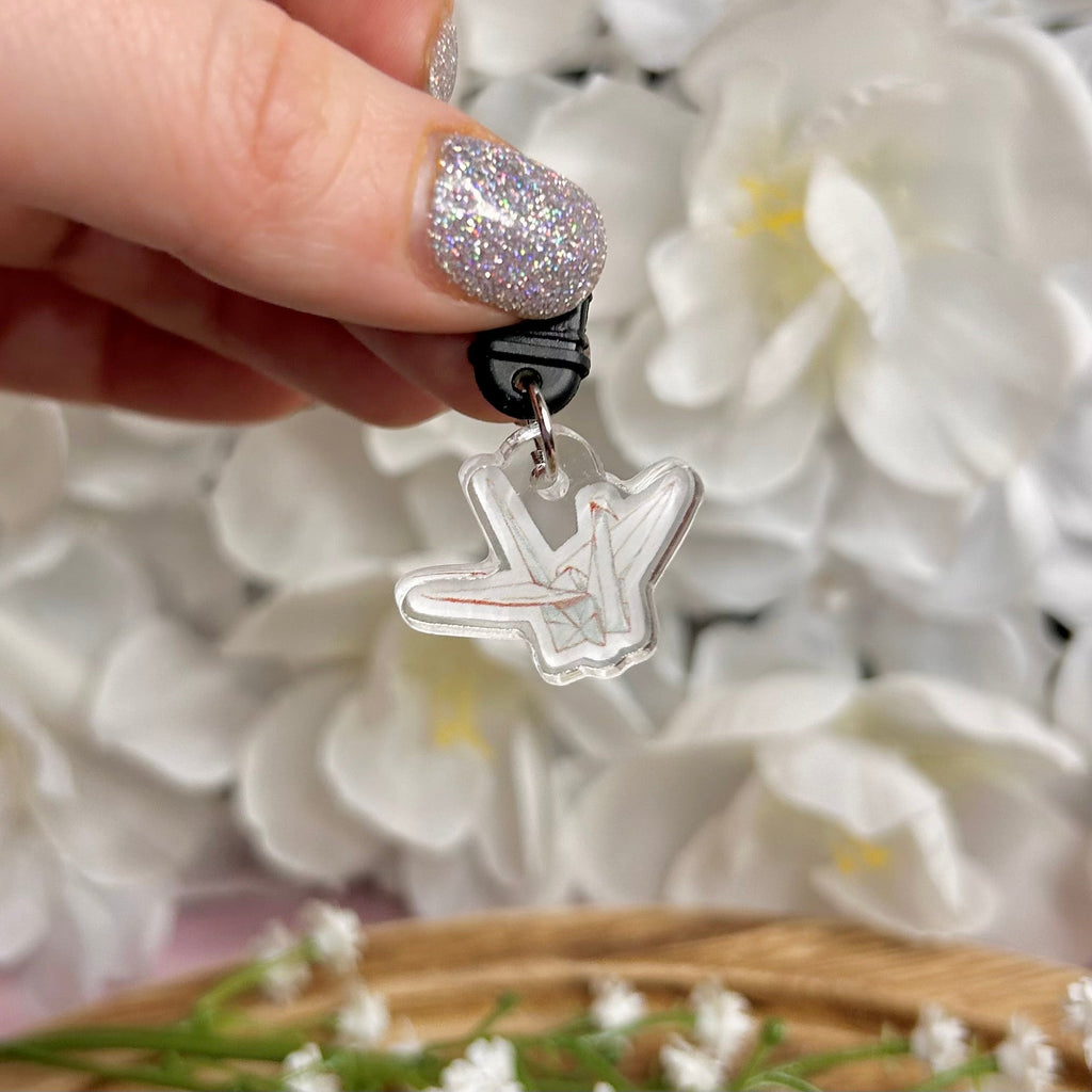 Manacled Paper Crane USB-C Dust Plug