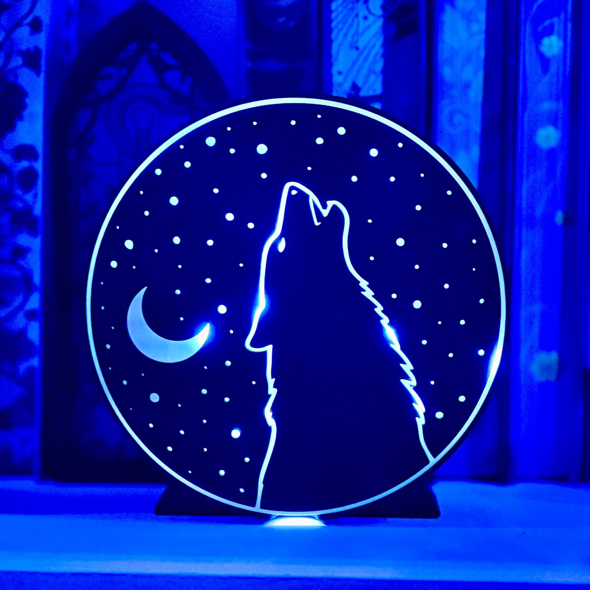 Wolf Moon and Stars Light Up Book Nook