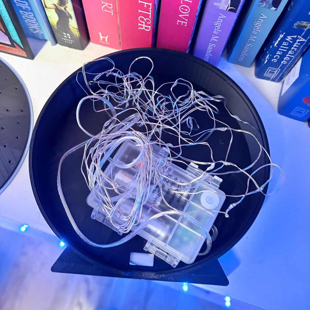 Wolf Moon and Stars Light Up Book Nook