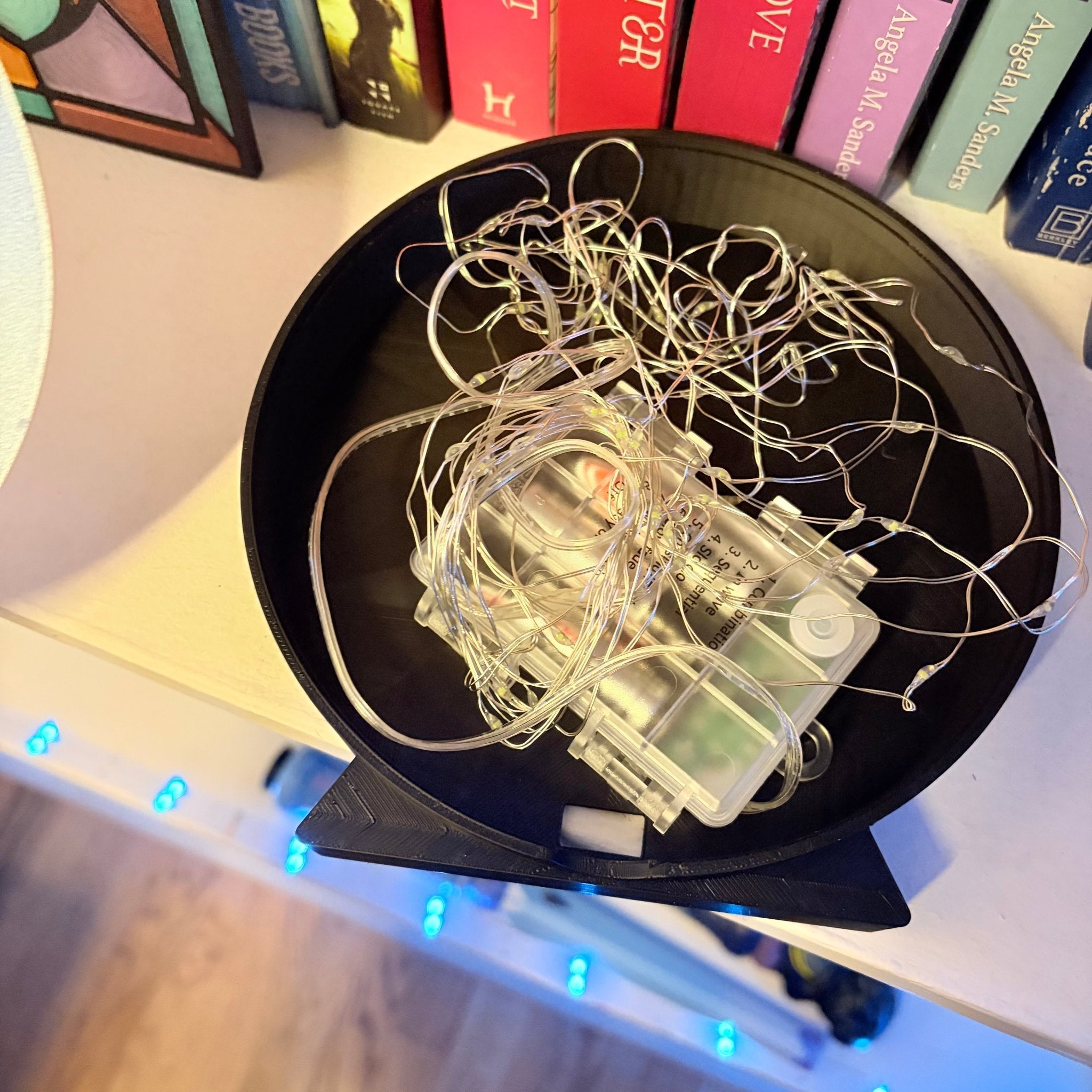 Wolf Moon and Stars Light Up Book Nook