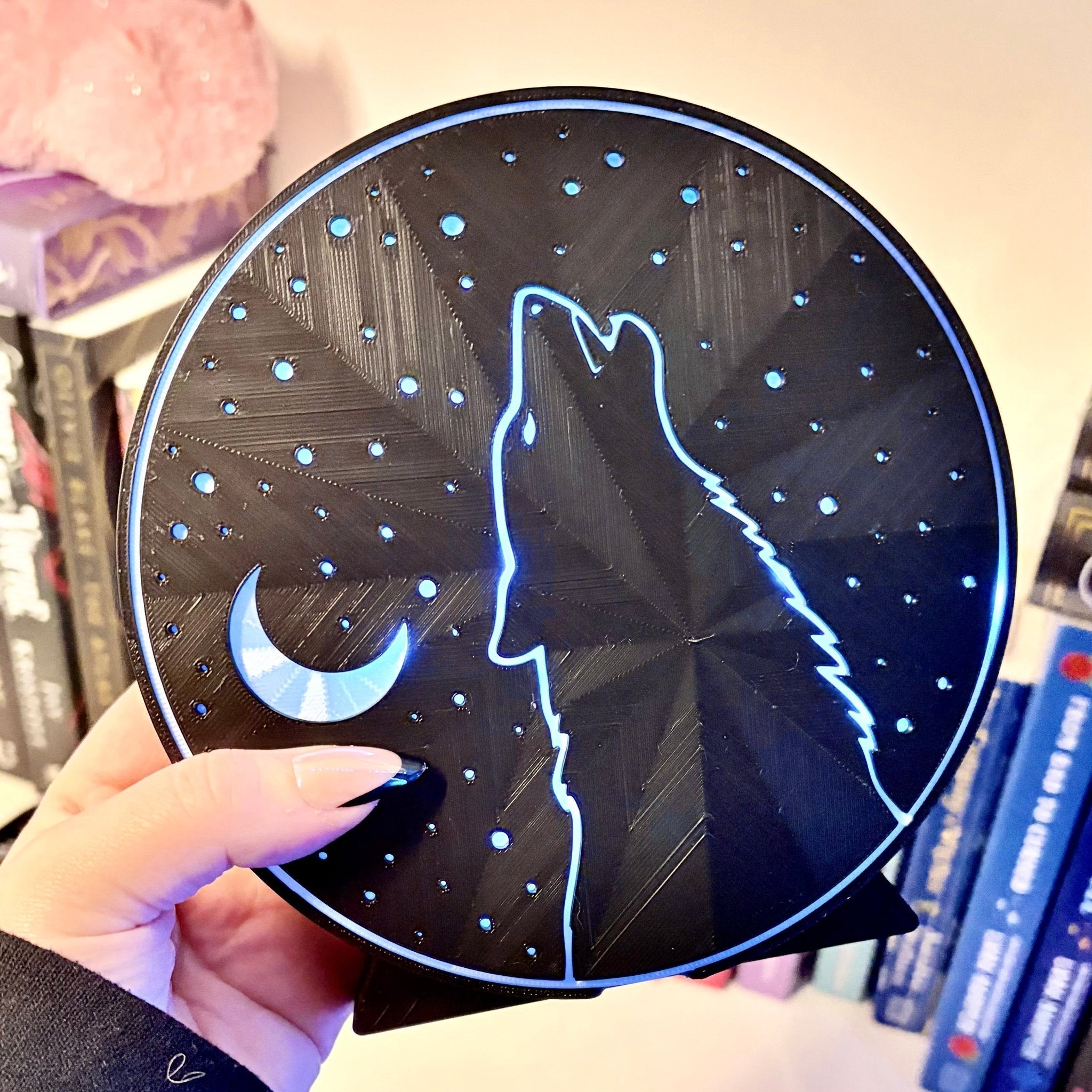 Wolf Moon and Stars Light Up Book Nook