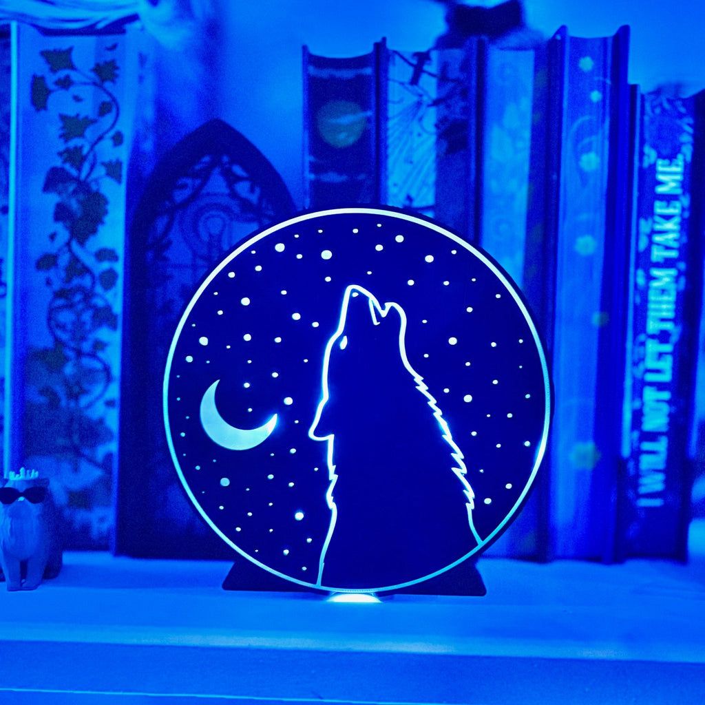 Wolf Moon and Stars Light Up Book Nook